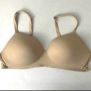 Cacique Lightly Lined T Shirt Bra No Wire Size 46C Tan